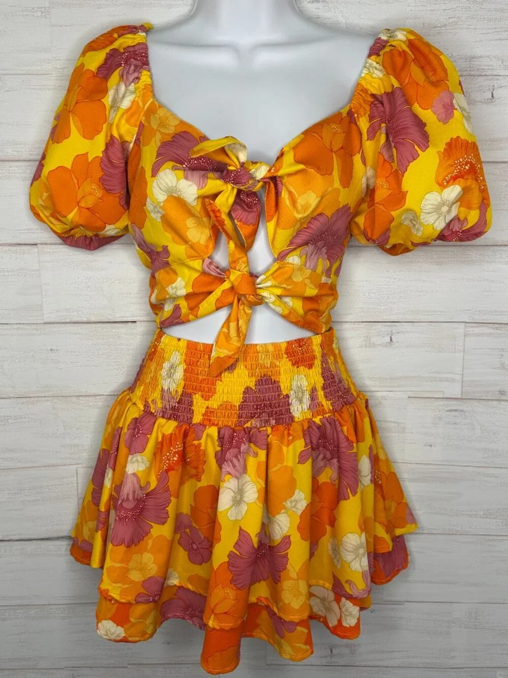 Agua Bendita Set Bailee Crop Top Teresa Tiered Skirt Yellow Blooms Size Small